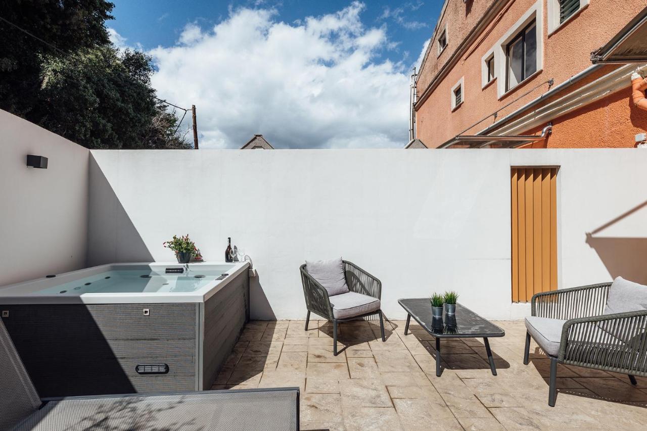 By Konnect Apartament